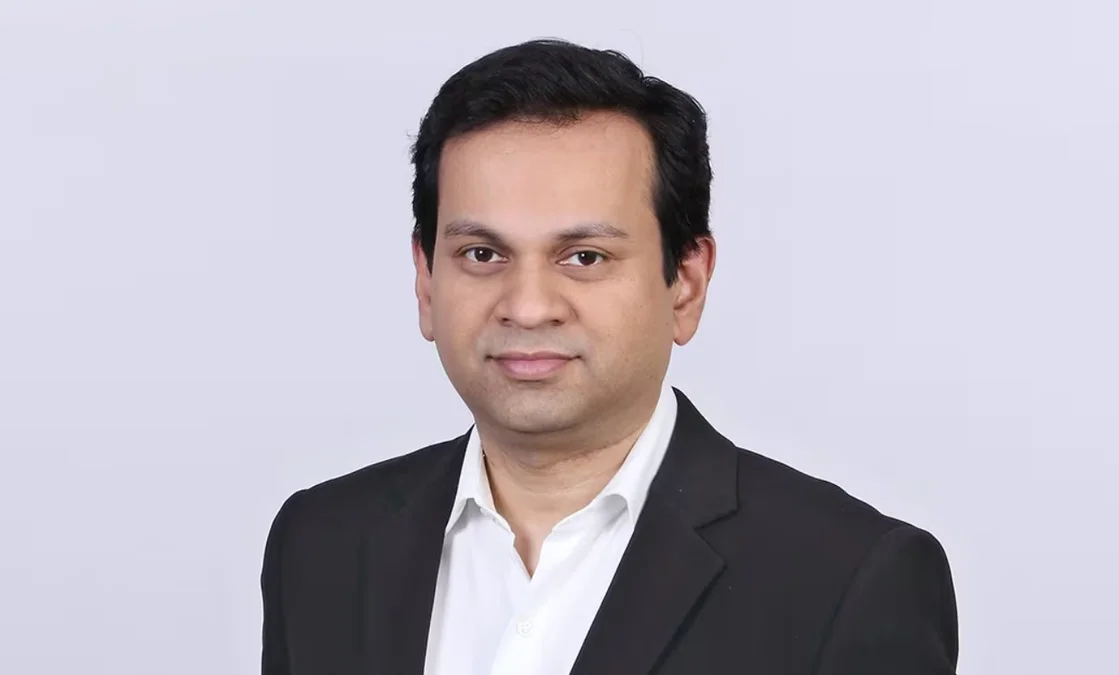 ‘হ্যাঁ’ ভোট দিলেই পরিবর্তন আসবে—এমন দাবি বিভ্রান্তিকর ও অসৎ: আসিফ সালেহ