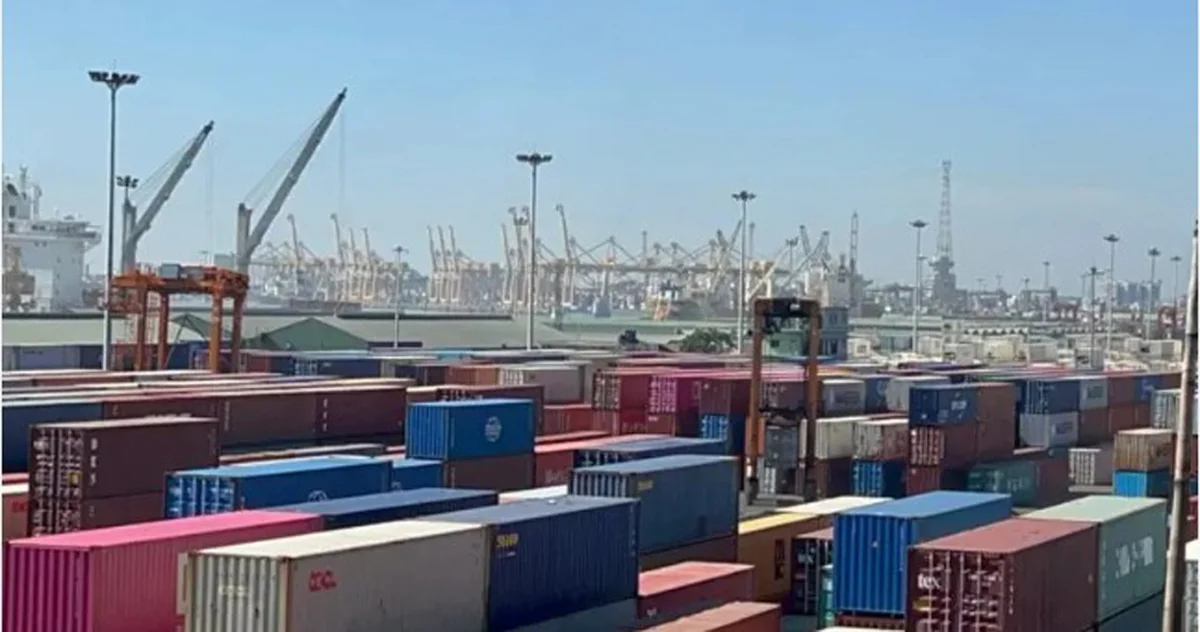 লালদিয়া ও পানগাঁও টার্মিনালের তড়িঘড়ি বিদেশি চুক্তি নিয়ে তীব্র বিতর্ক