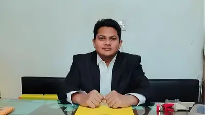 বসুন্ধরা আবাসিক এলাকায় শিক্ষানবিশ আইনজীবীকে পিটিয়ে হত্যা