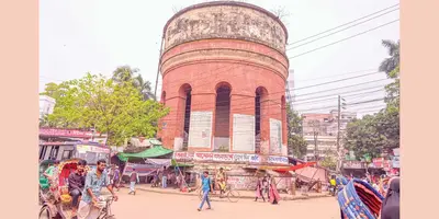 পুরান ঢাকায় ঐতিহাসিক পানির ট্যাংকের জায়গা দখলে তৎপর প্রভাবশালীরা