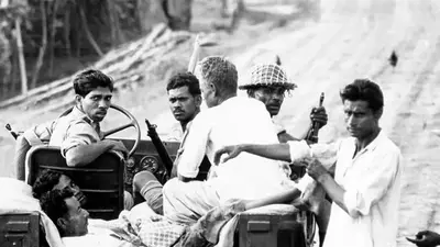 সরকার বদলালেই মুক্তিযোদ্ধাদের তালিকা নিয়ে বিতর্ক কেন?