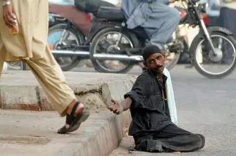 ভিক্ষাবৃত্তির দায়ে গত ১১ মাসে বিদেশ থেকে ফেরত পাঠানো হয়েছে ৫১ হাজারের বেশি পাকিস্তানিকে